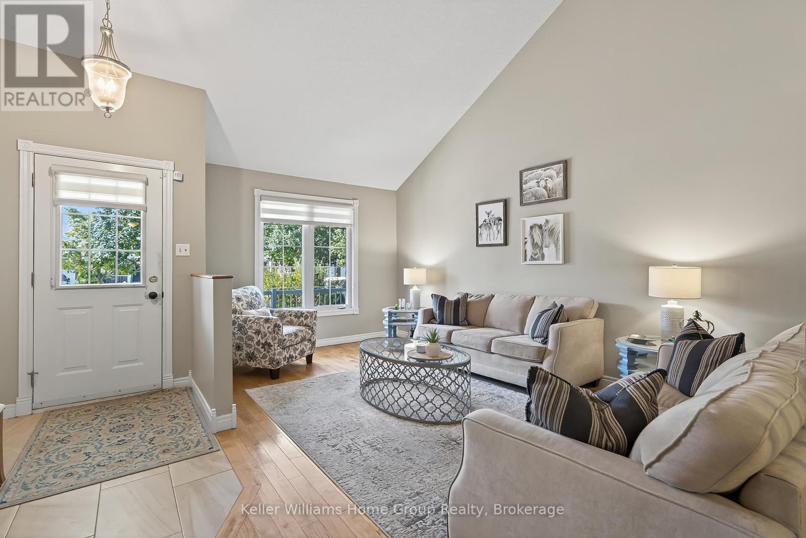 89 SCHRODER CRESCENT