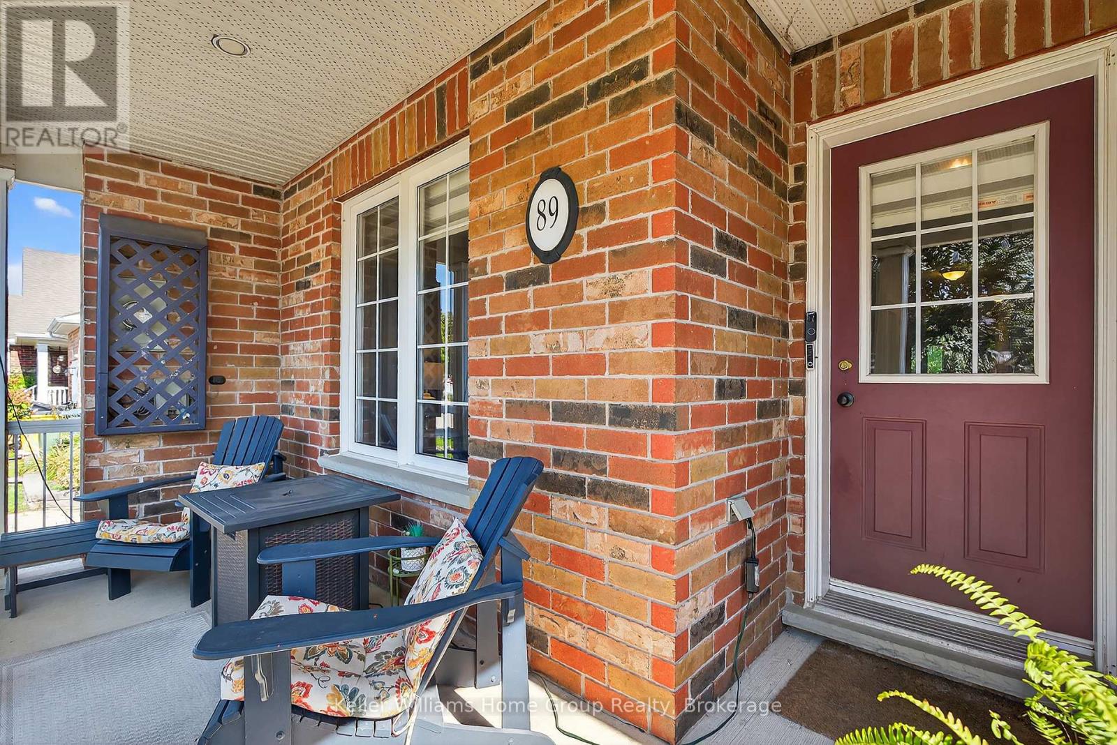 89 SCHRODER CRESCENT