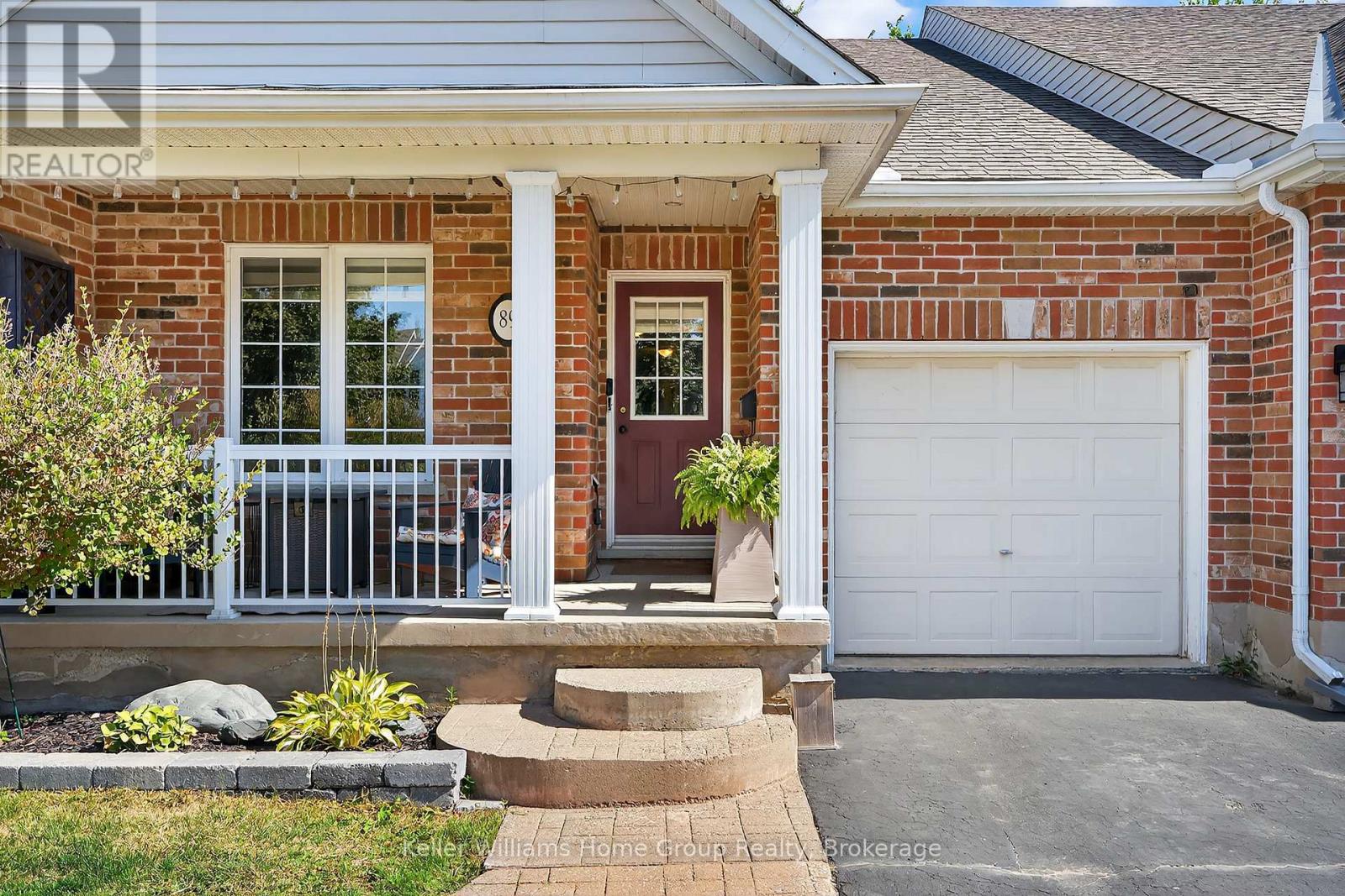 89 SCHRODER CRESCENT