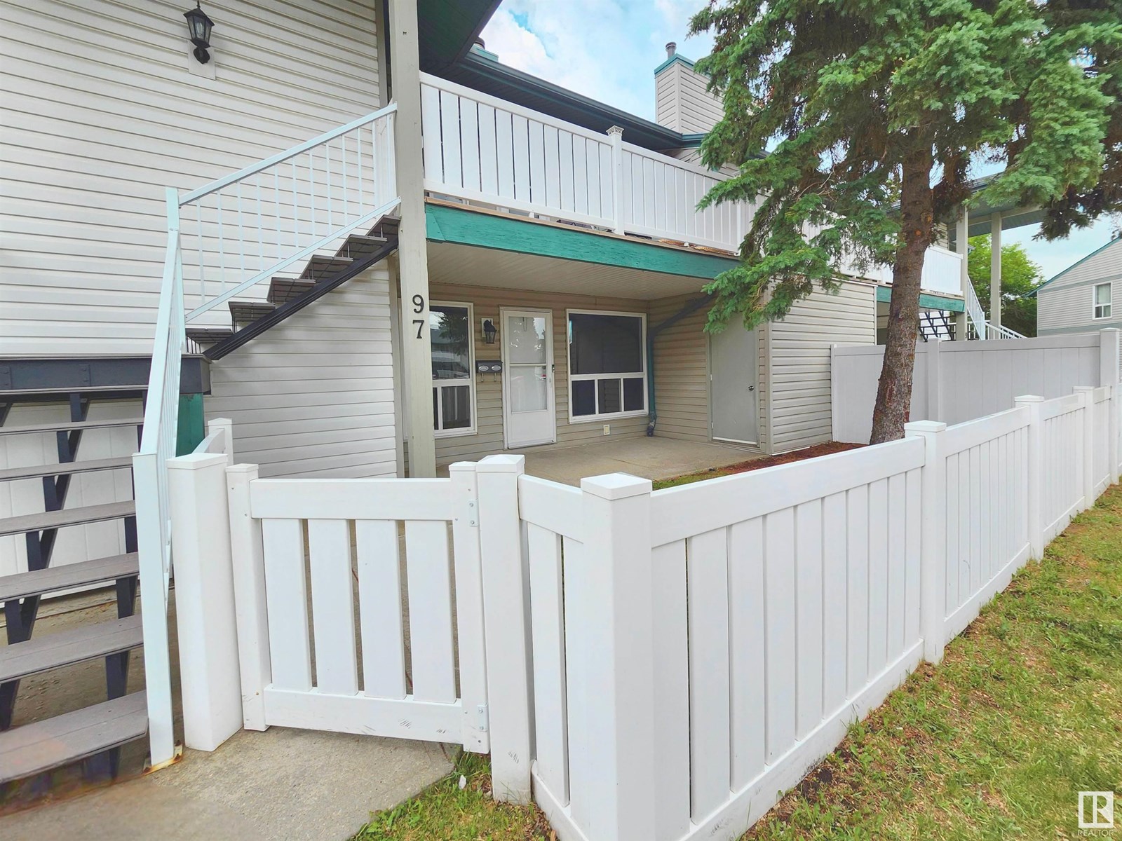 #97 2703 79 ST NW
