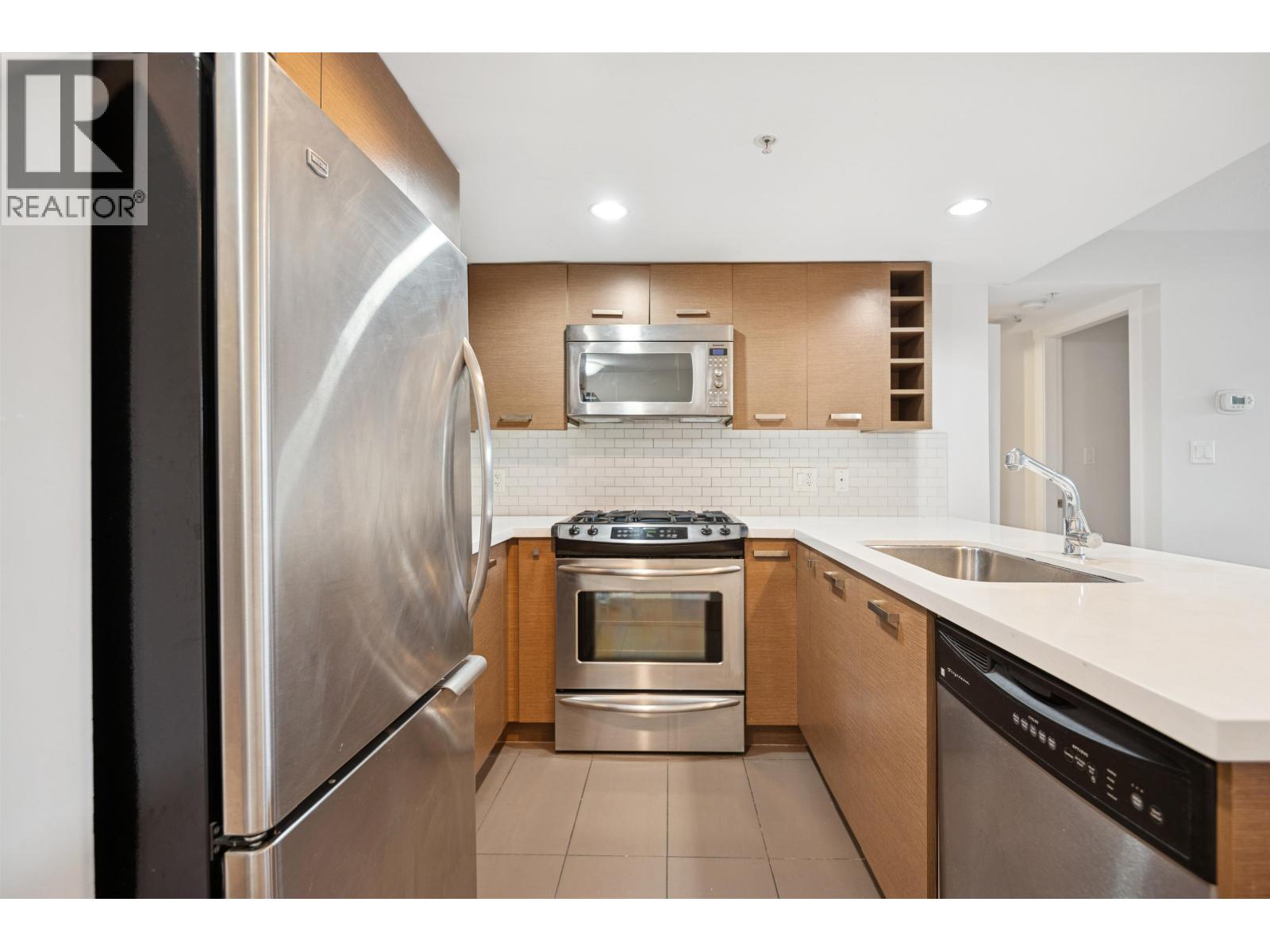 511 8033 SABA ROAD