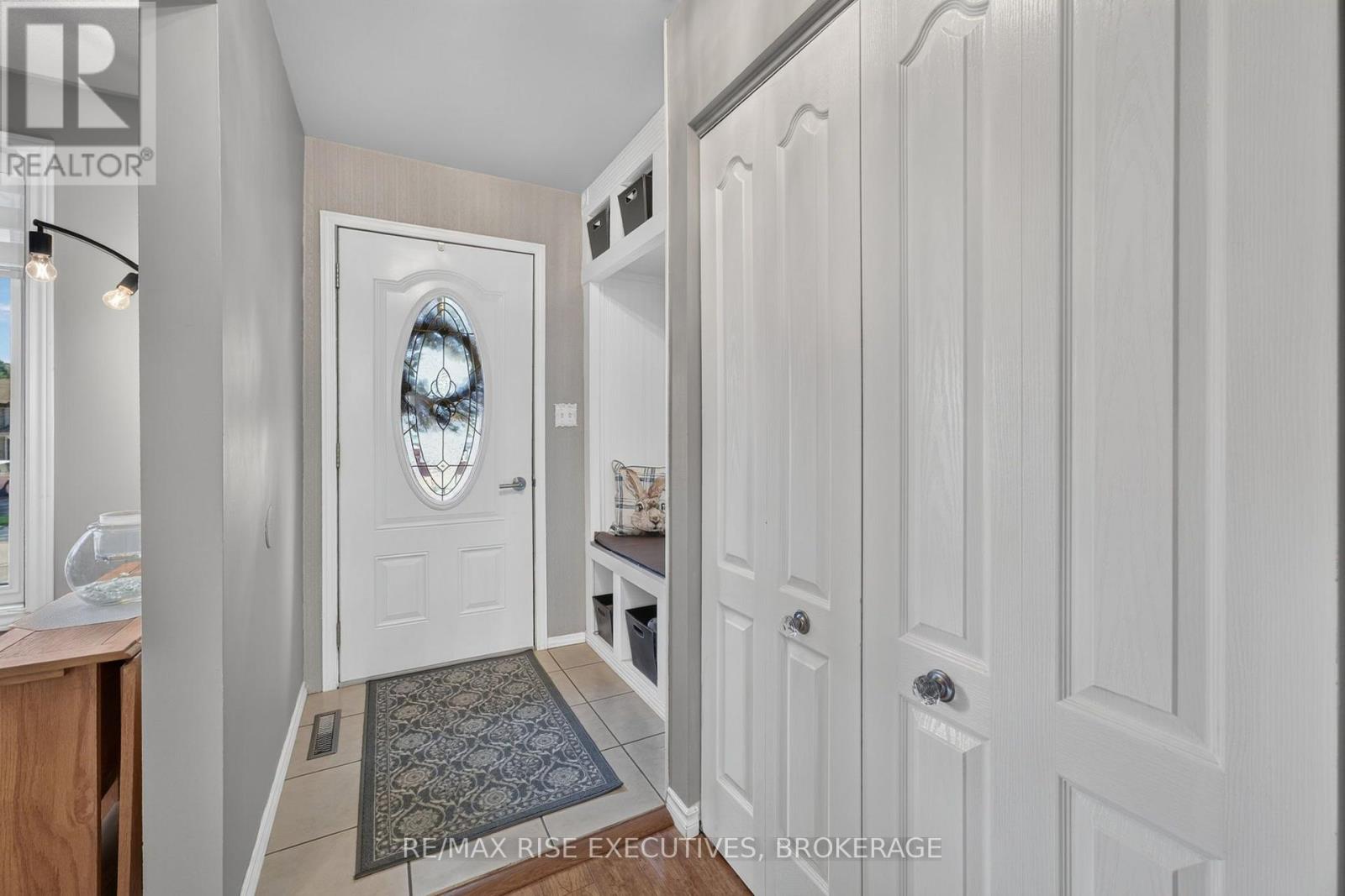 7 CORNELL AVENUE