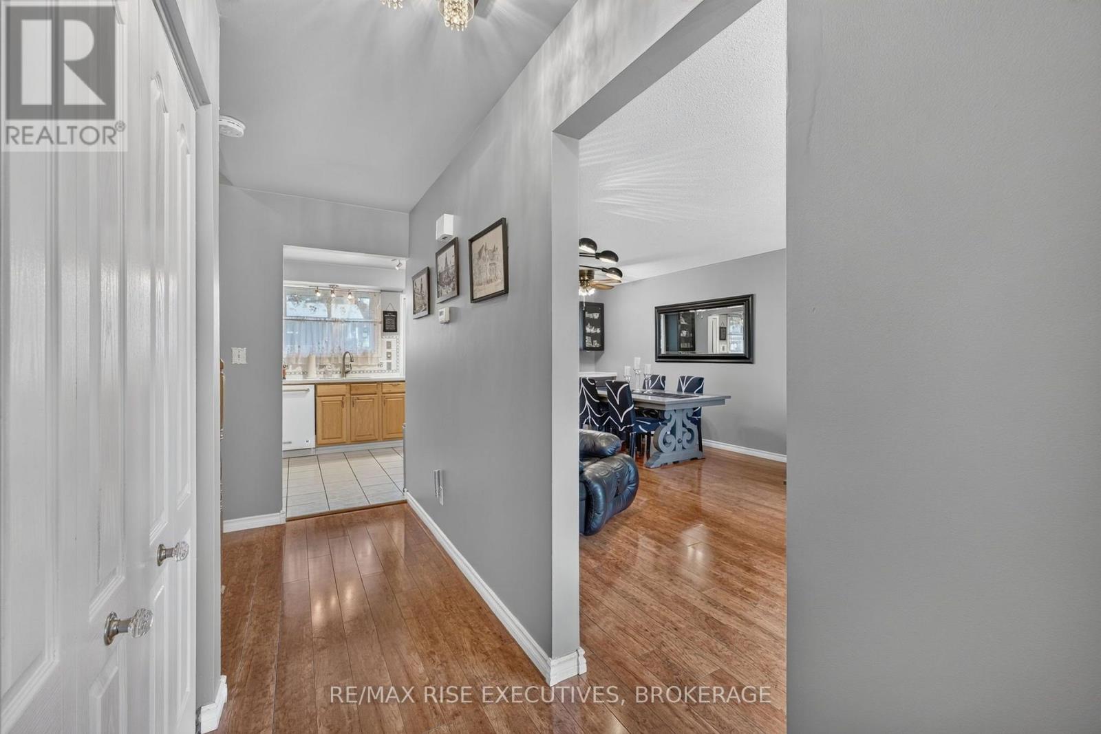 7 CORNELL AVENUE