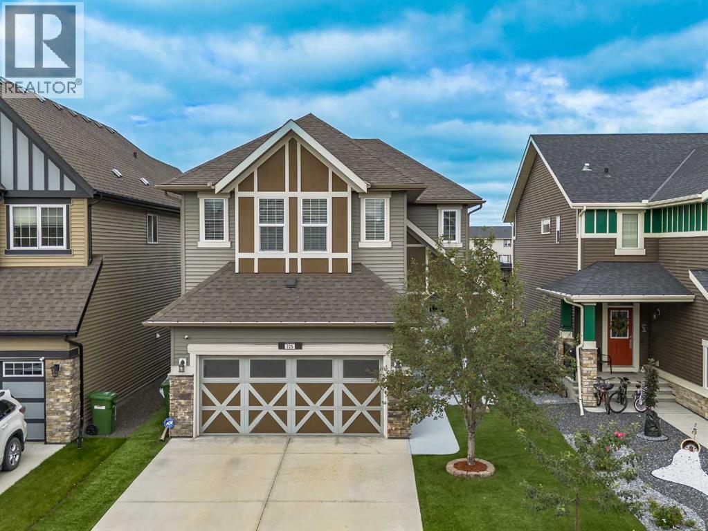 225 Kingsmere Cove SE