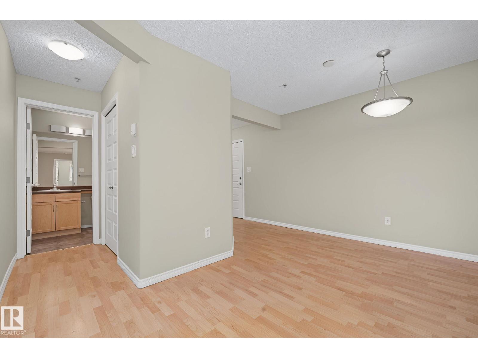 #102 646 MCALLISTER LO SW SW
