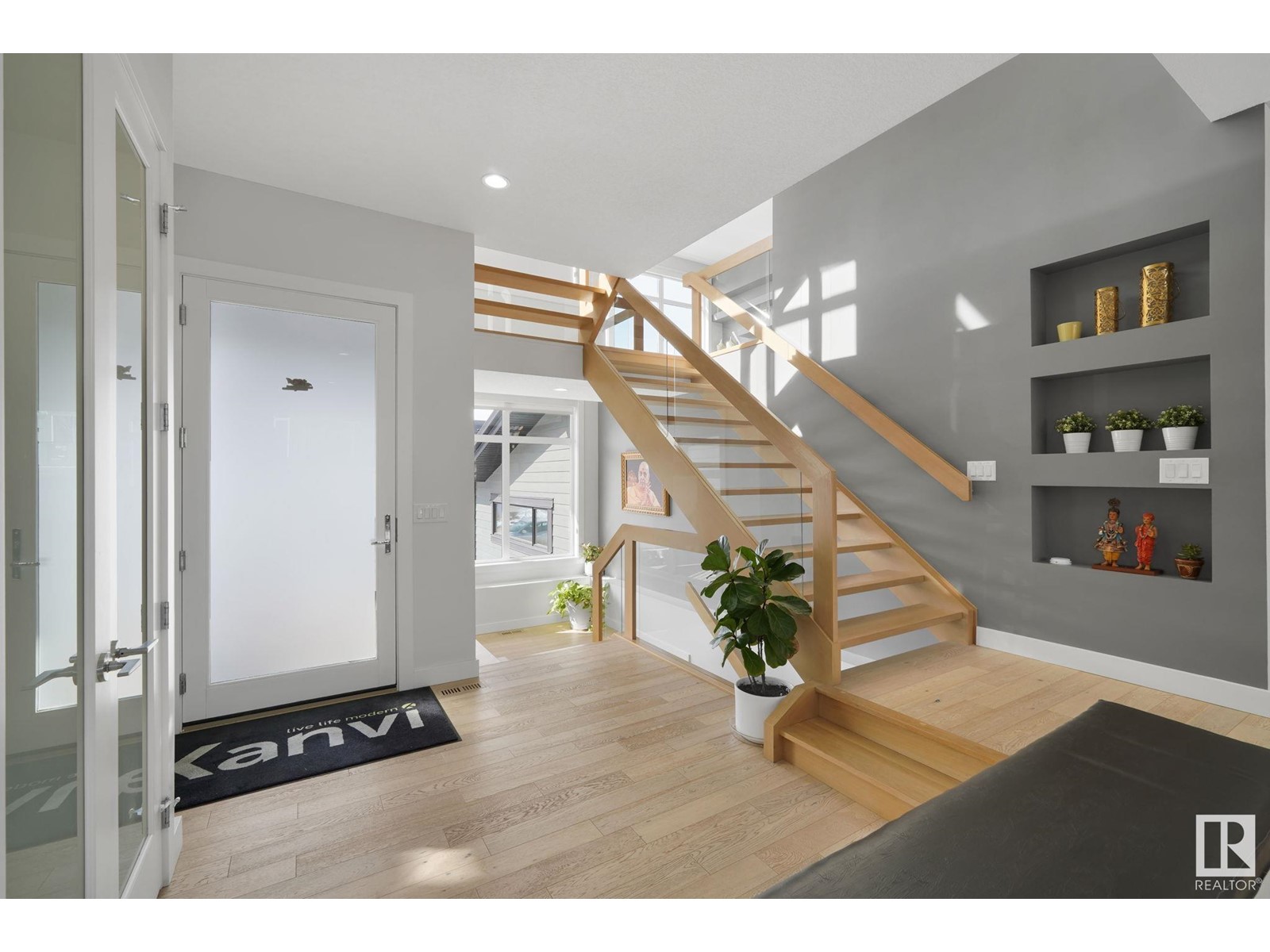 1313 HAINSTOCK WY SW SW