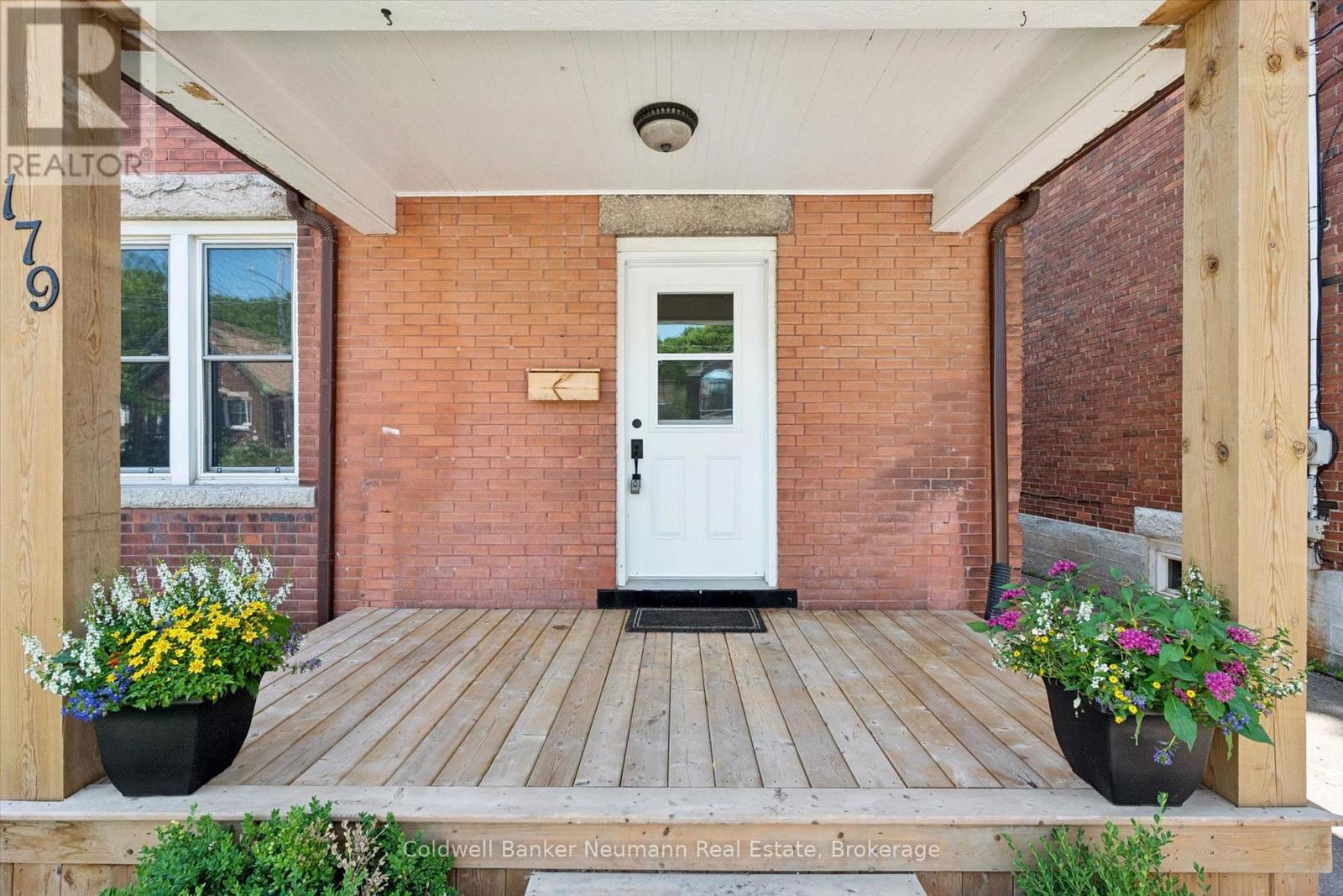 179 ELIZABETH STREET
