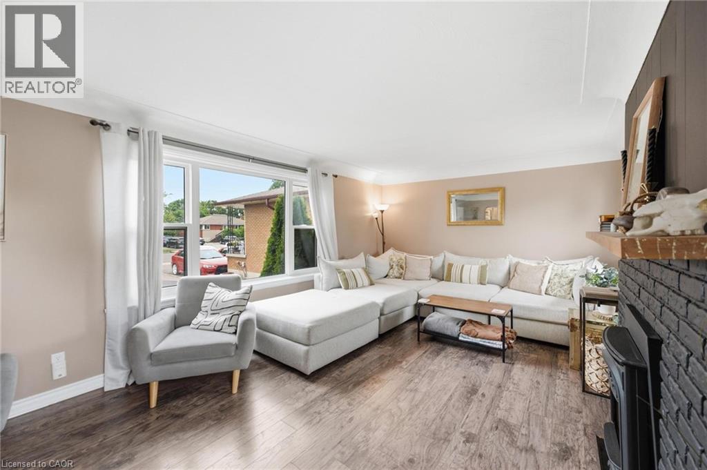 481 UPPER GAGE Avenue