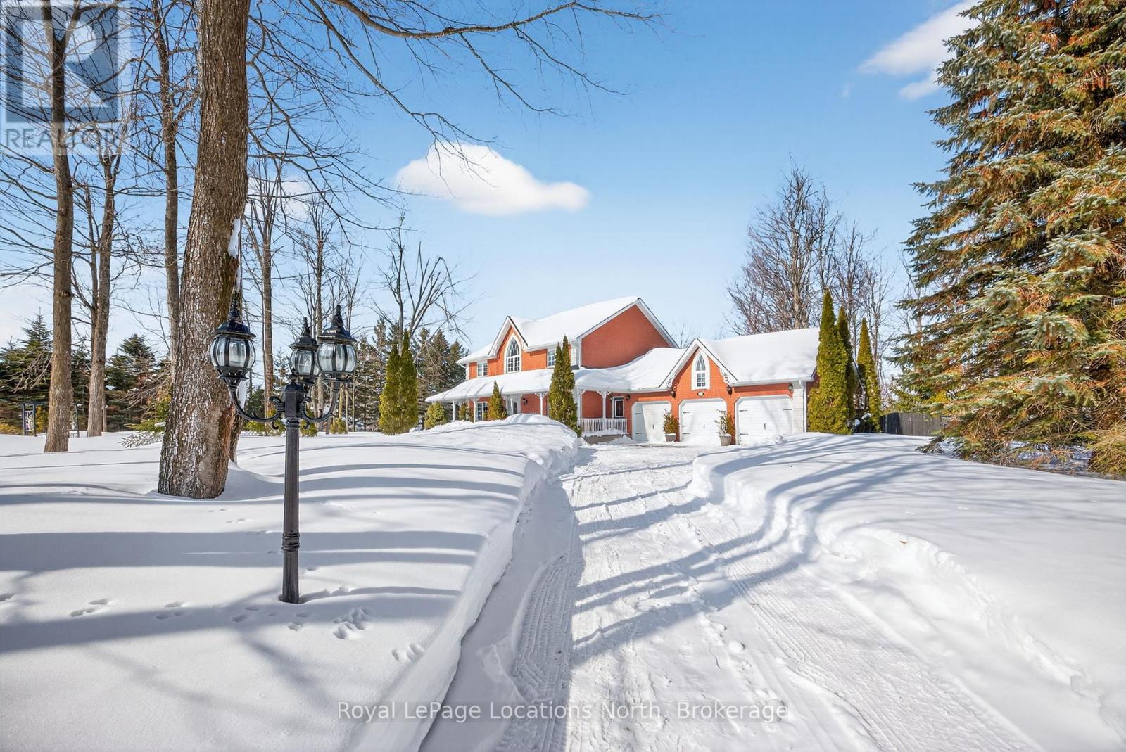 20 GREEN MOUNTAIN COURT