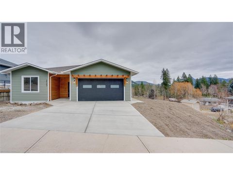 2123 Mountain View Avenue Lumby BC V0E2G0