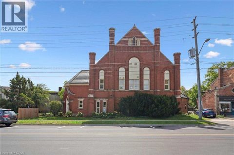 200 WOOLWICH Street Unit# 204 Guelph ON N1H3V7