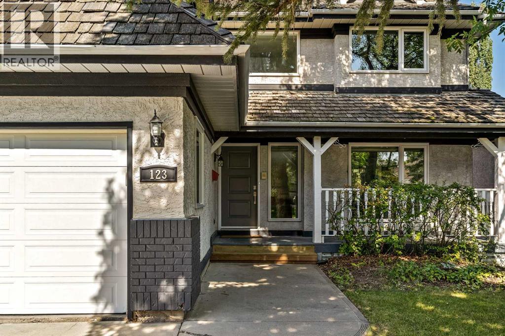 123 Scenic Park Crescent NW