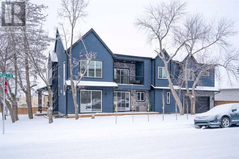 116 Centre Avenue NE Airdrie AB T4B0B4