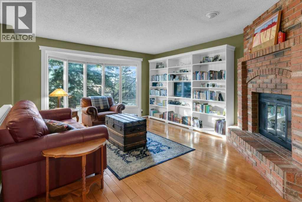 44 Sprucegrove Crescent SE