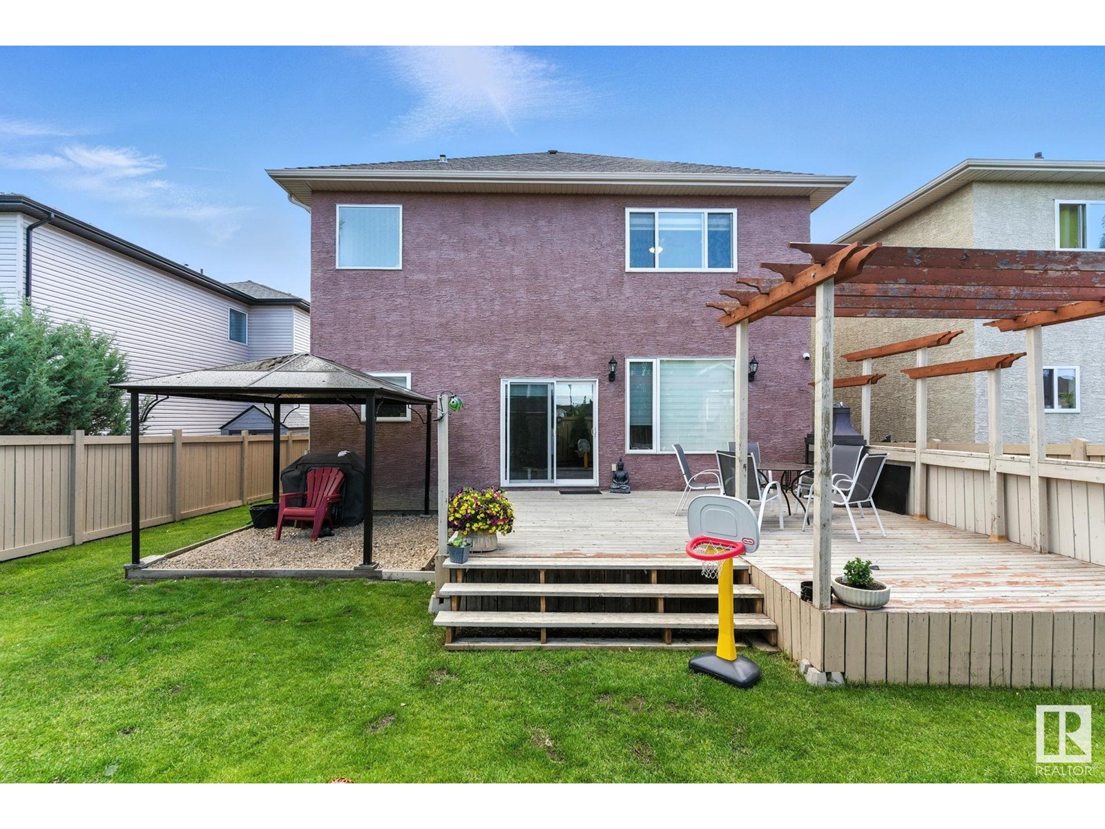 5511 42 st