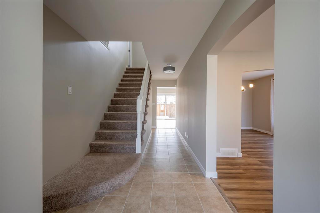 2 Hunterspoint Road