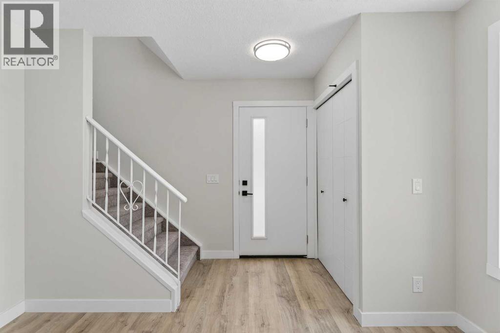 5625 Templehill Road NE