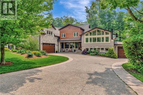 11 MAPLE HILL Drive Kitchener ON N2M2R7