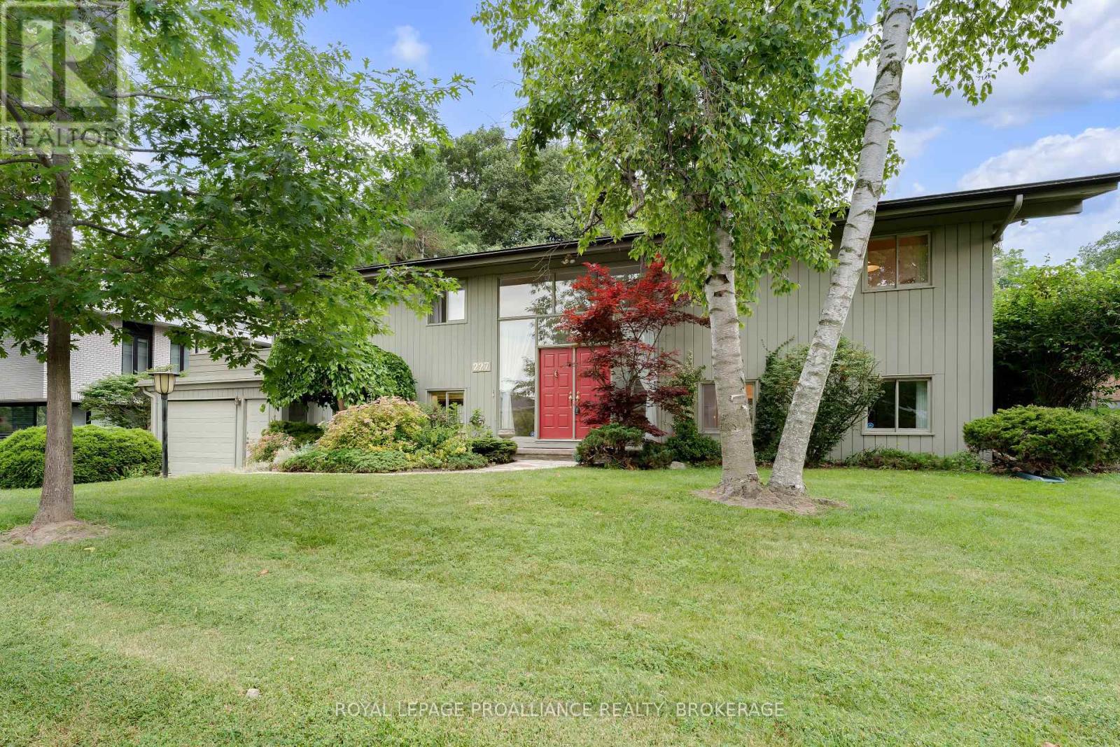 227 ALWINGTON PLACE
