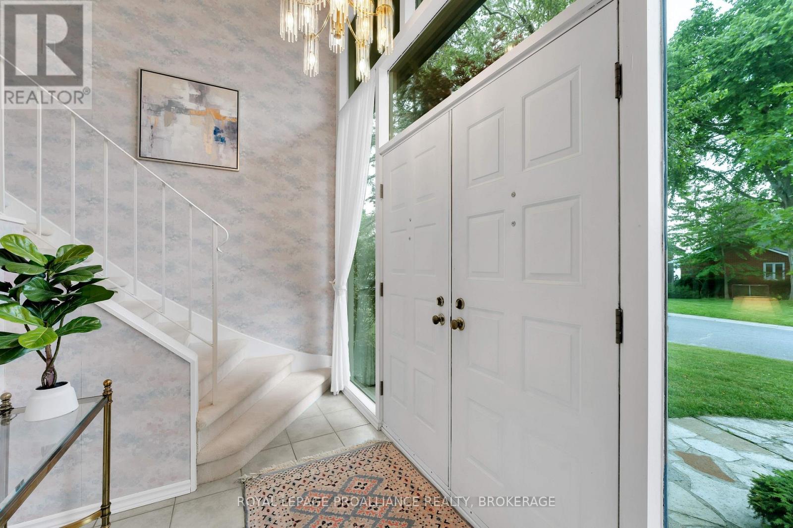 227 ALWINGTON PLACE