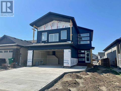 332 Rivergrove Chase W Lethbridge AB T1K8E8