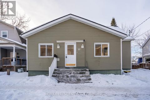 37 CATHERINE STREET St. Catharines (Downtown) ON L2R5E8