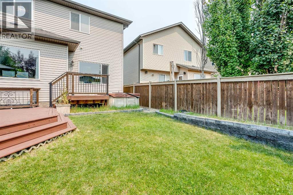 1153 Kingston Crescent SE