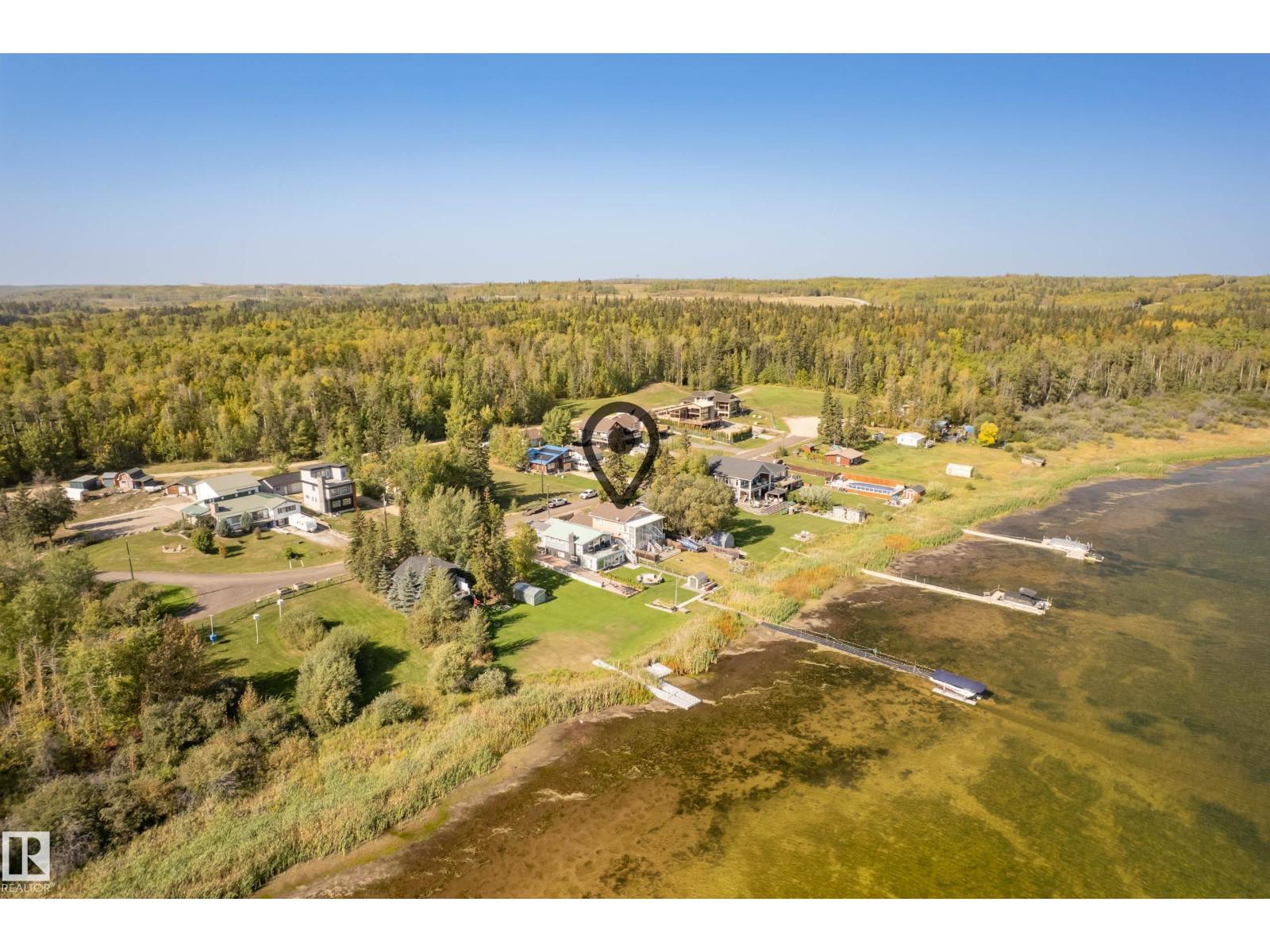 104 BAYVIEW DR