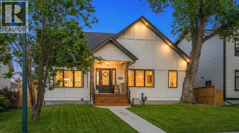 6308 Lacombe Way SW Calgary AB T3E5T3