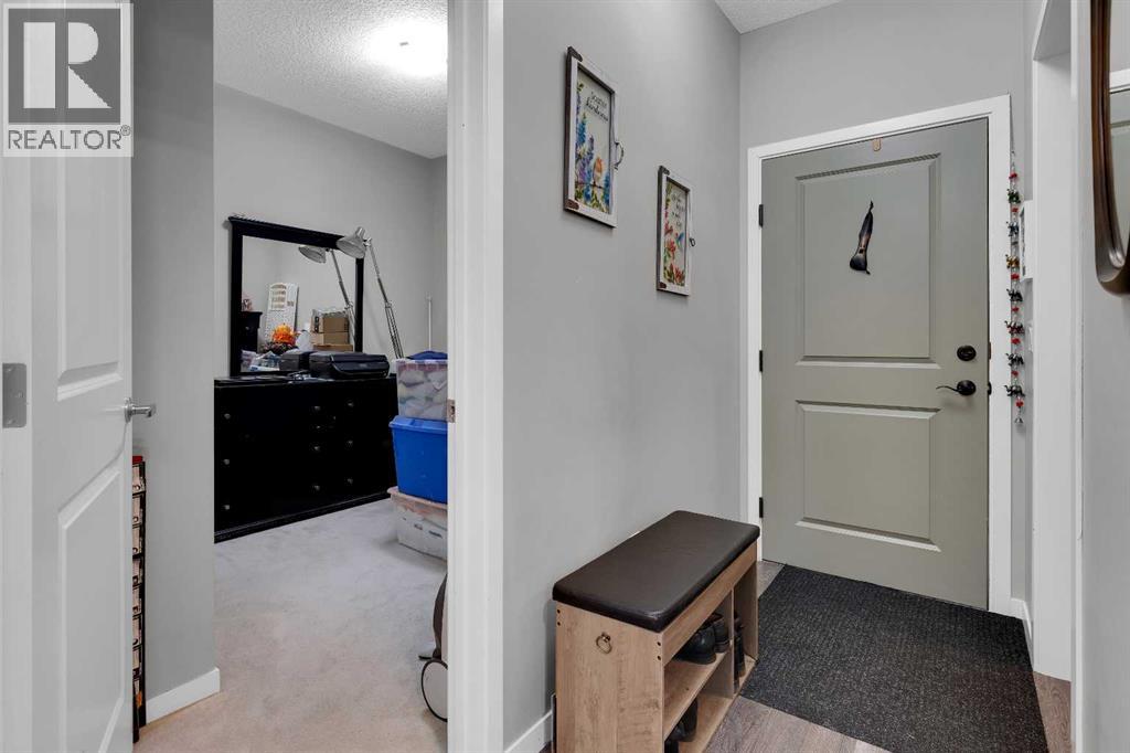 318, 20 Mahogany Mews SE