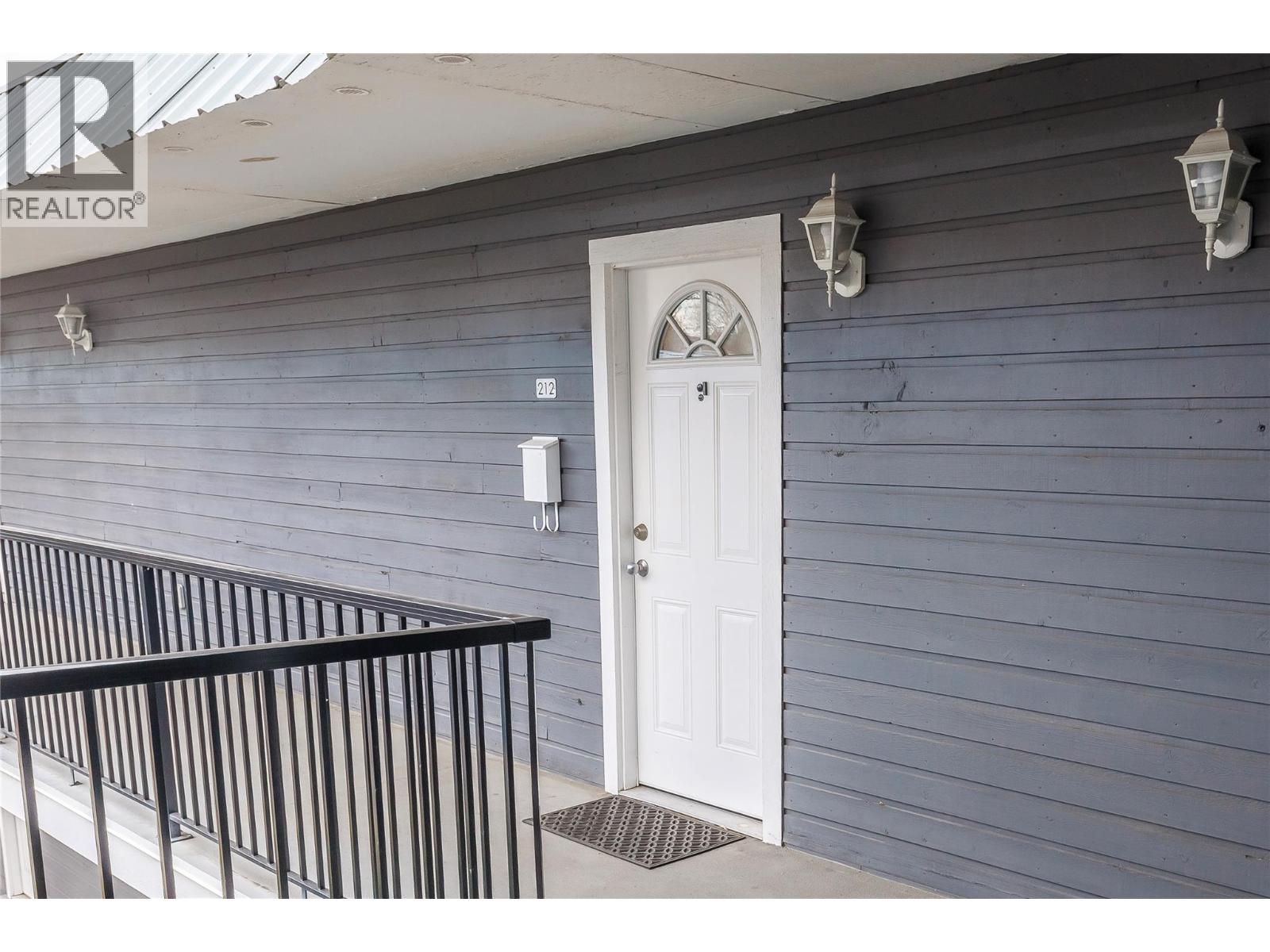 3800 24 Avenue Unit# 212