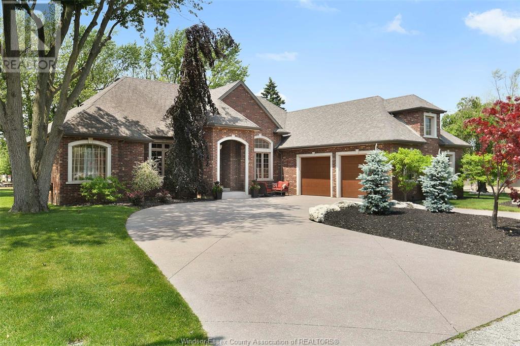 360 ANDREW CRESCENT