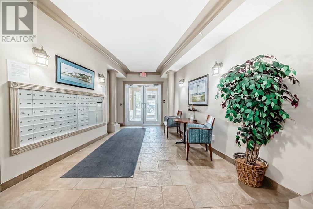 109, 8 Country Village Bay NE