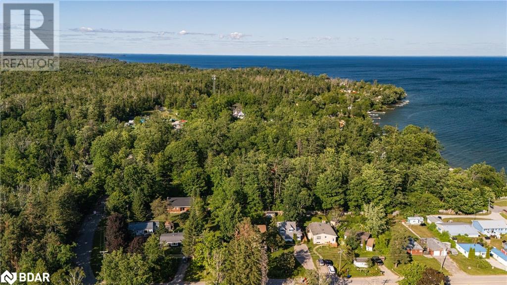 47 LAKESHORE Road W