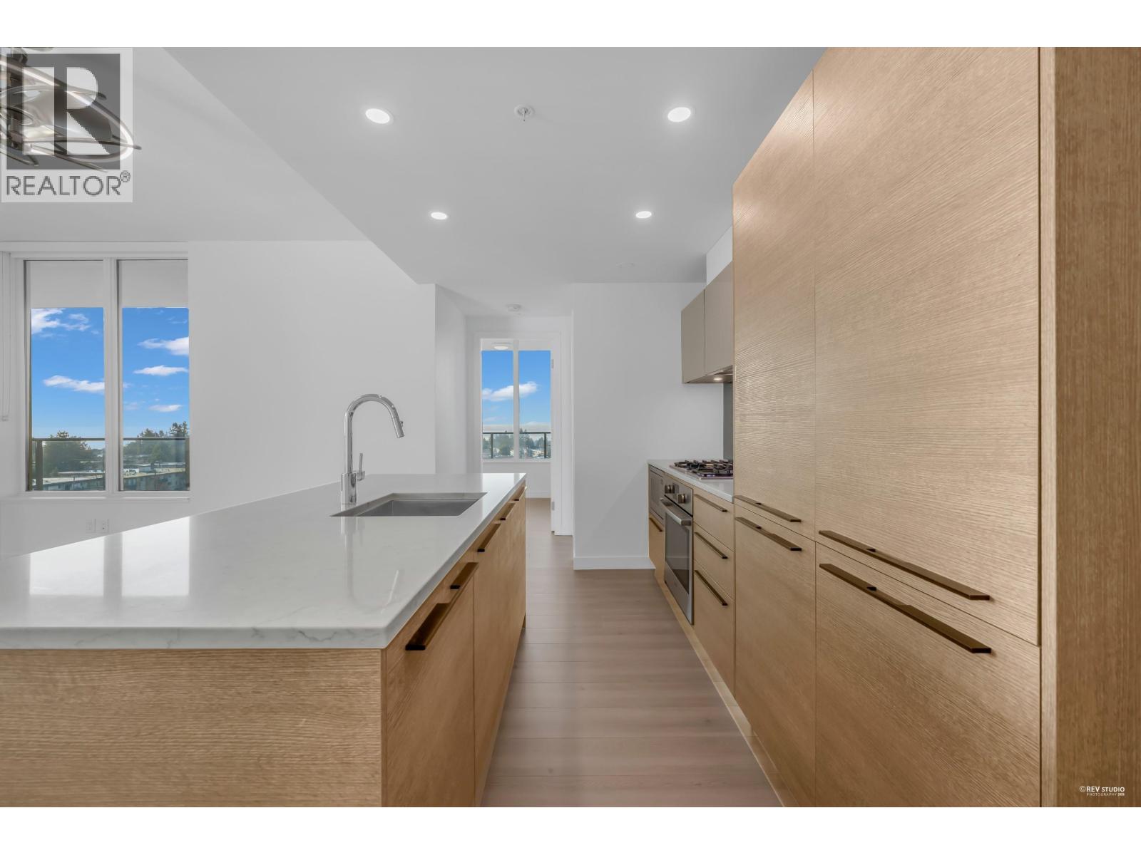 805 6288 CASSIE AVENUE