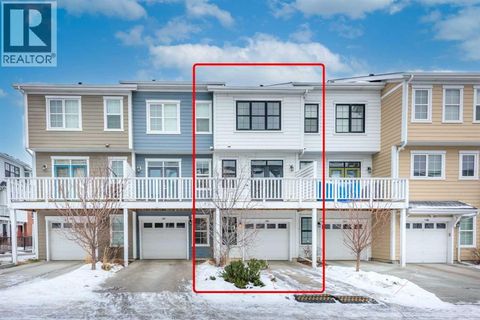 40 SHERWOOD Row NW Calgary AB T3R0X1