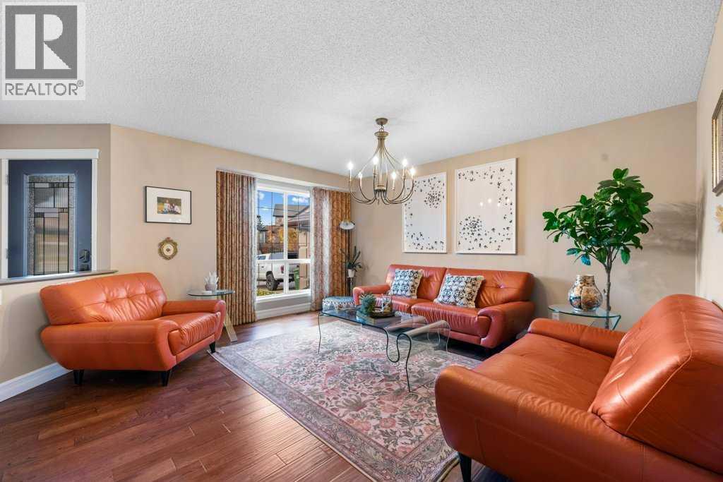 178 Cranwell Close SE