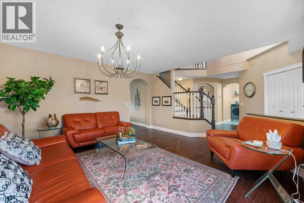 178 Cranwell Close SE