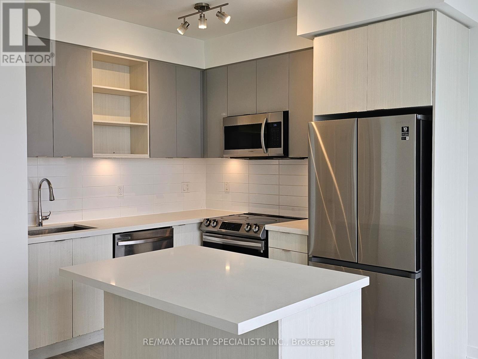 PH 2203 - 4655 METCALFE AVENUE