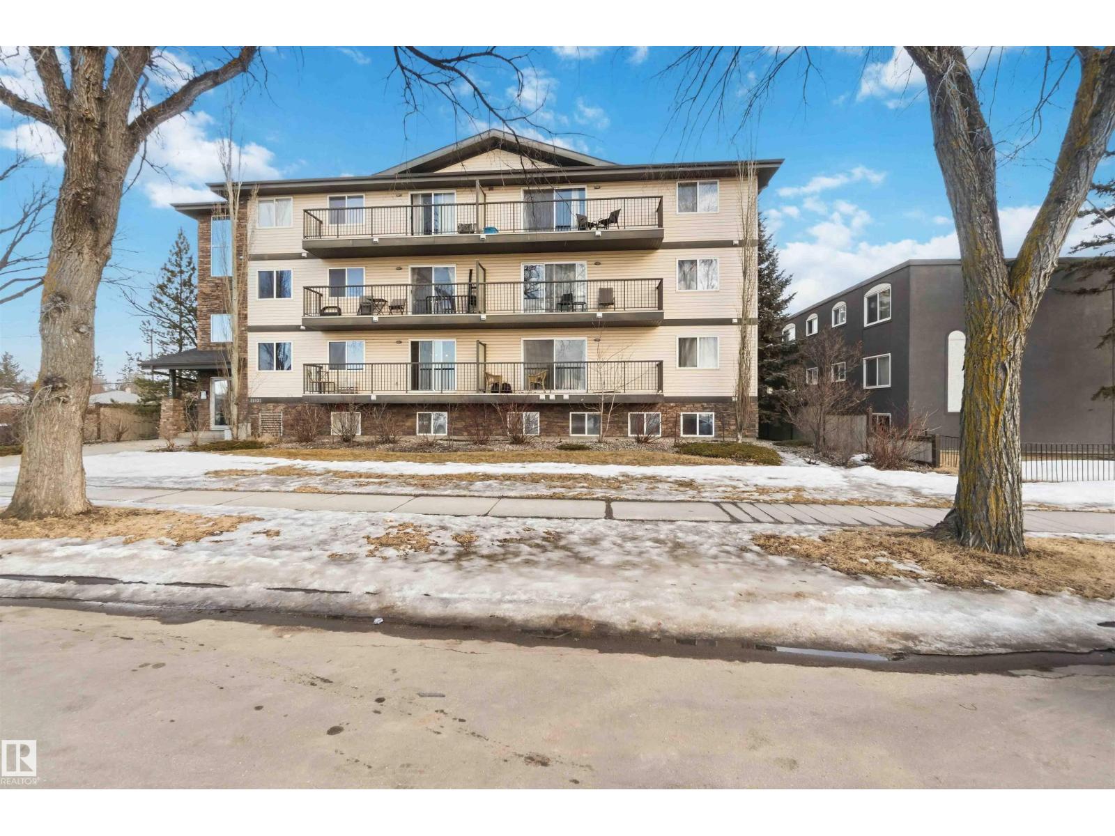 #104 11935 106 ST NW