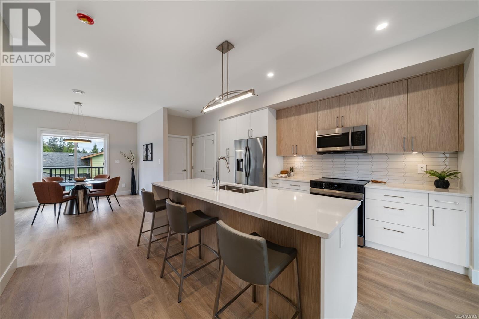 1067 Arcadiawood Lane
