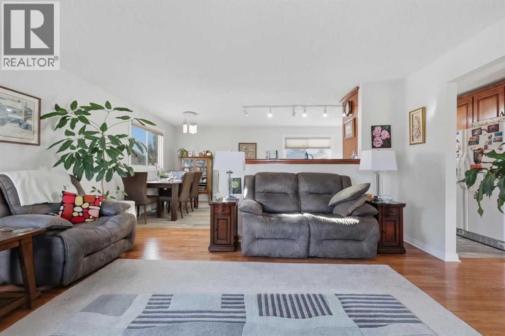 63 Huntmeadow Road NE