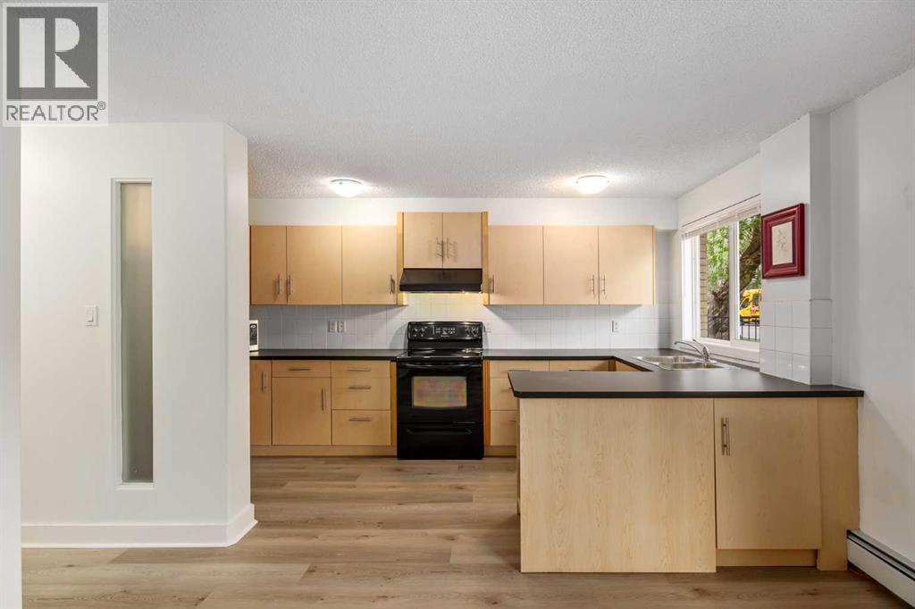 101, 655 Meredith Road NE