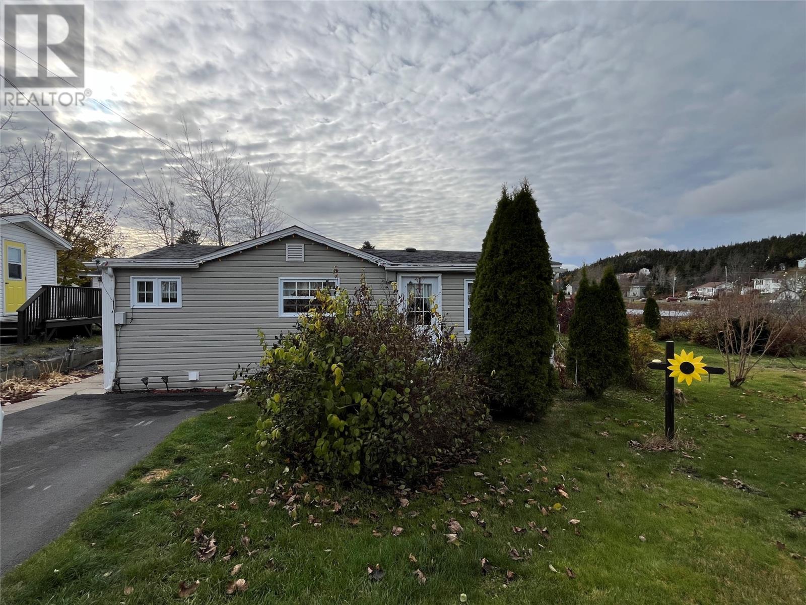 9 Rocky Pond Road