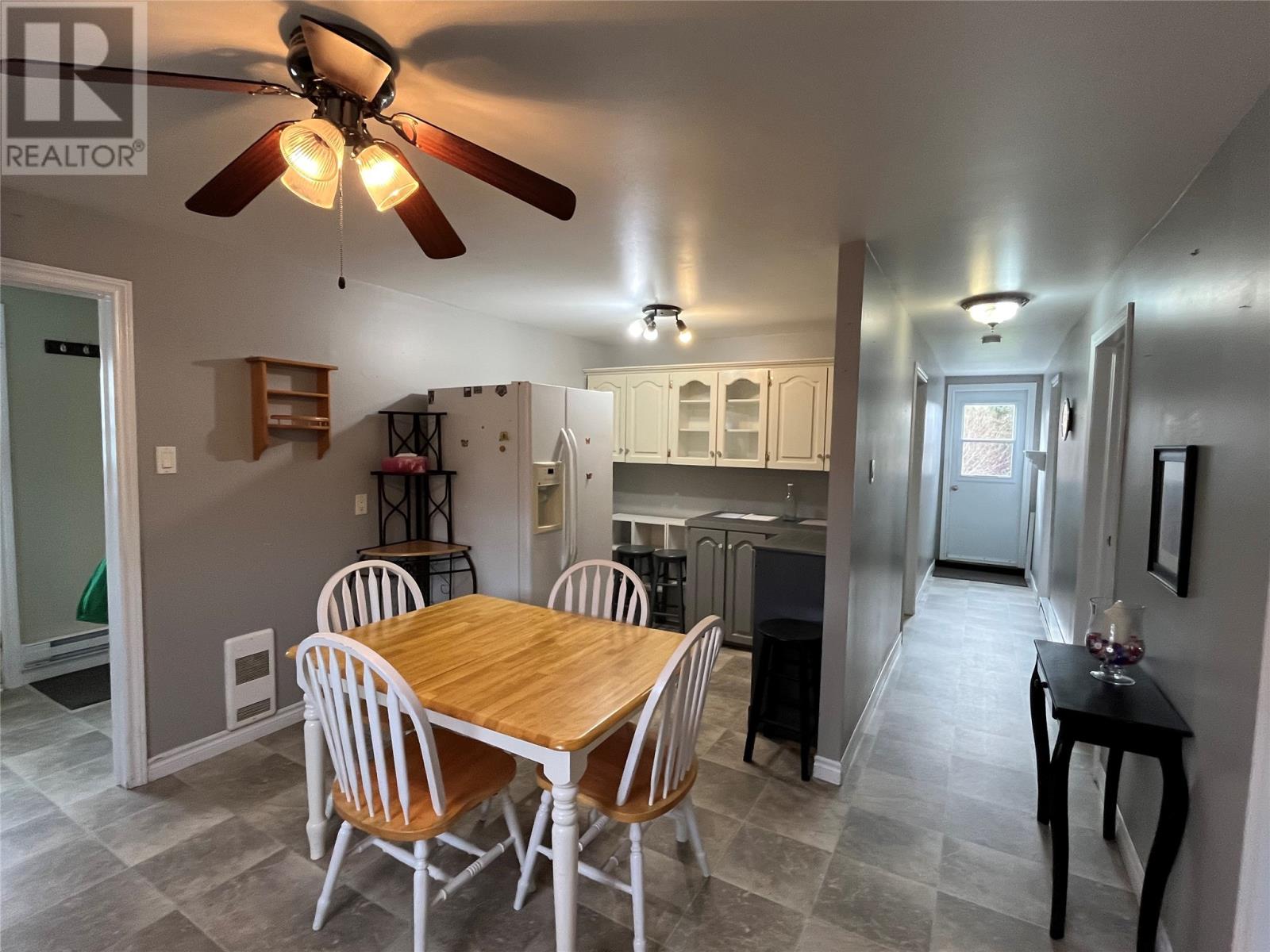 9 Rocky Pond Road