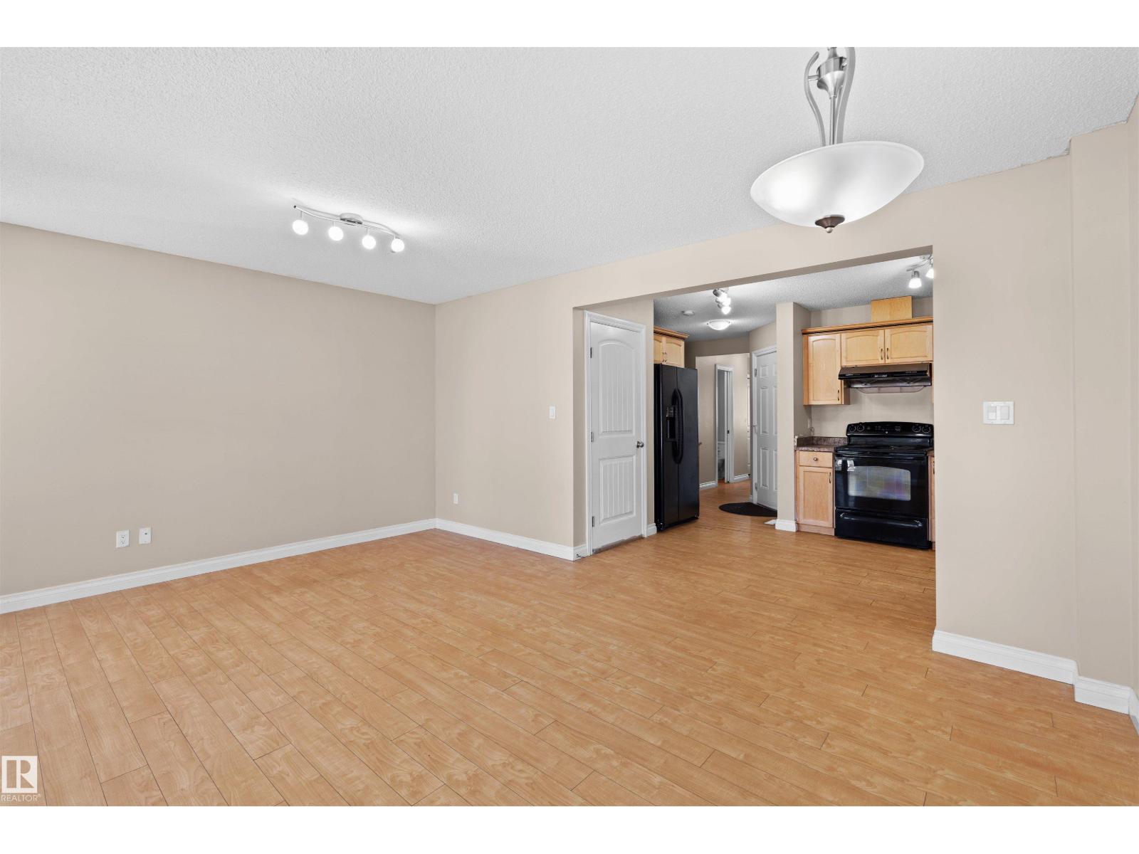 15504 102 AV NW