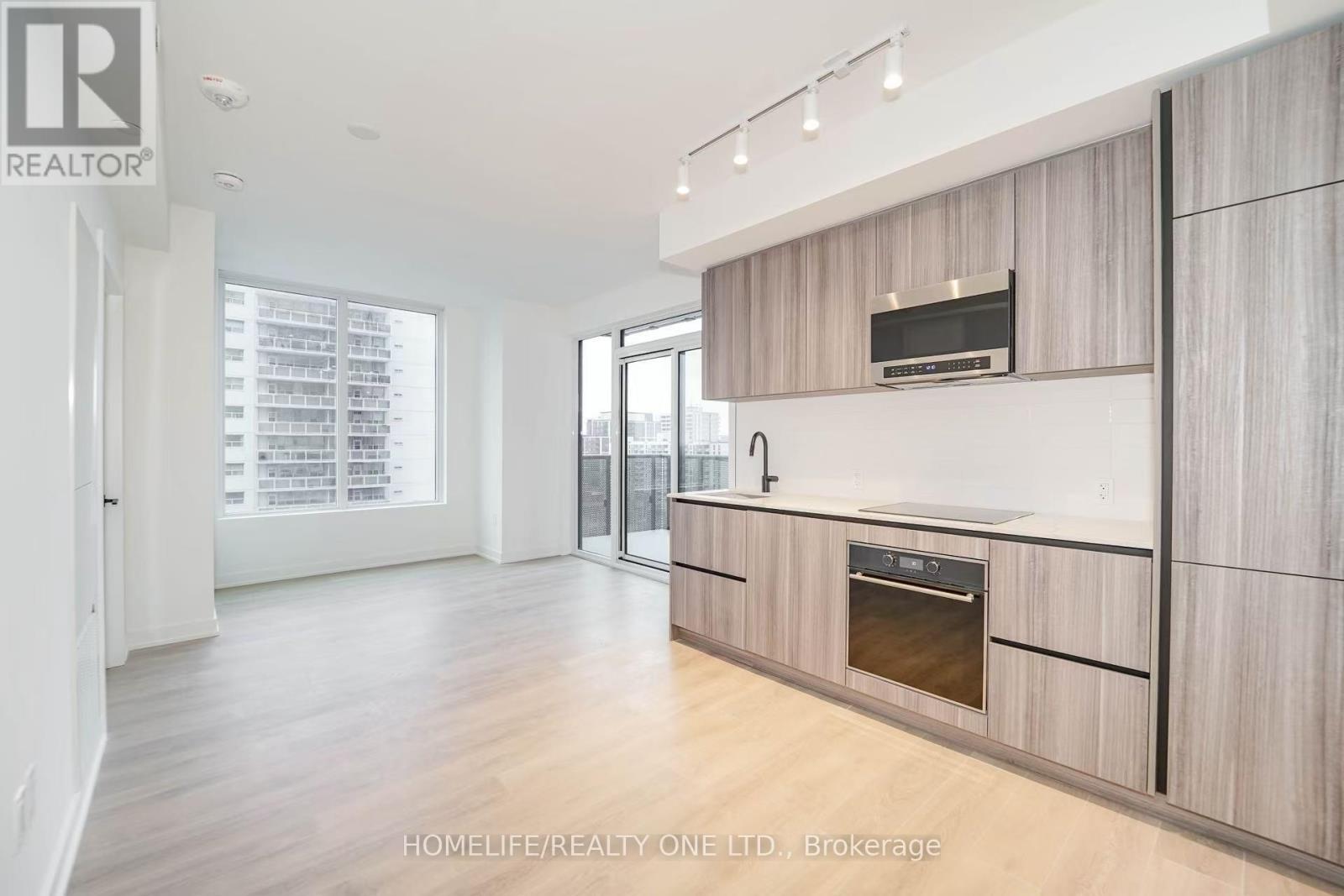 1111 - 117 BROADWAY AVENUE