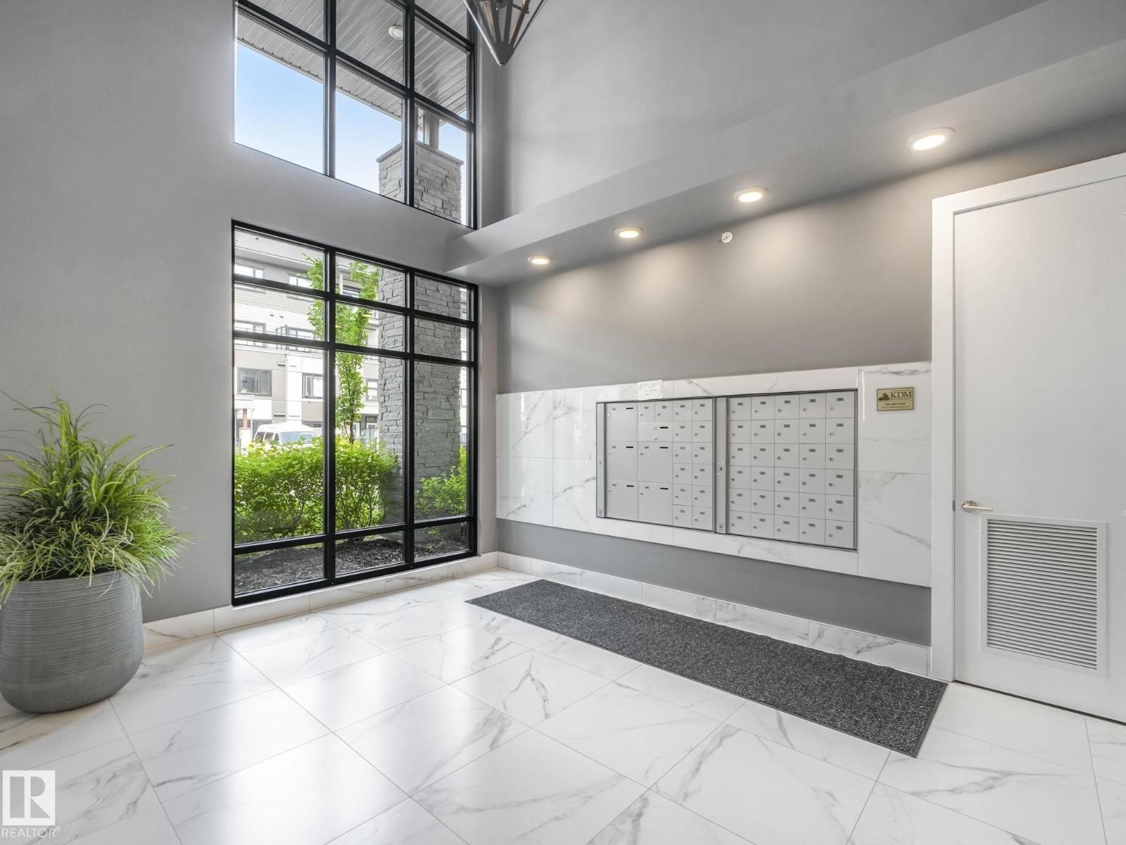 #117 524 GRIESBACH PARADE PR NW