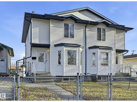 11727 83 ST NW Edmonton AB T5B2Z1