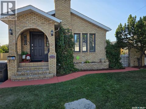 1131 111th STREET North Battleford SK S9A2K4